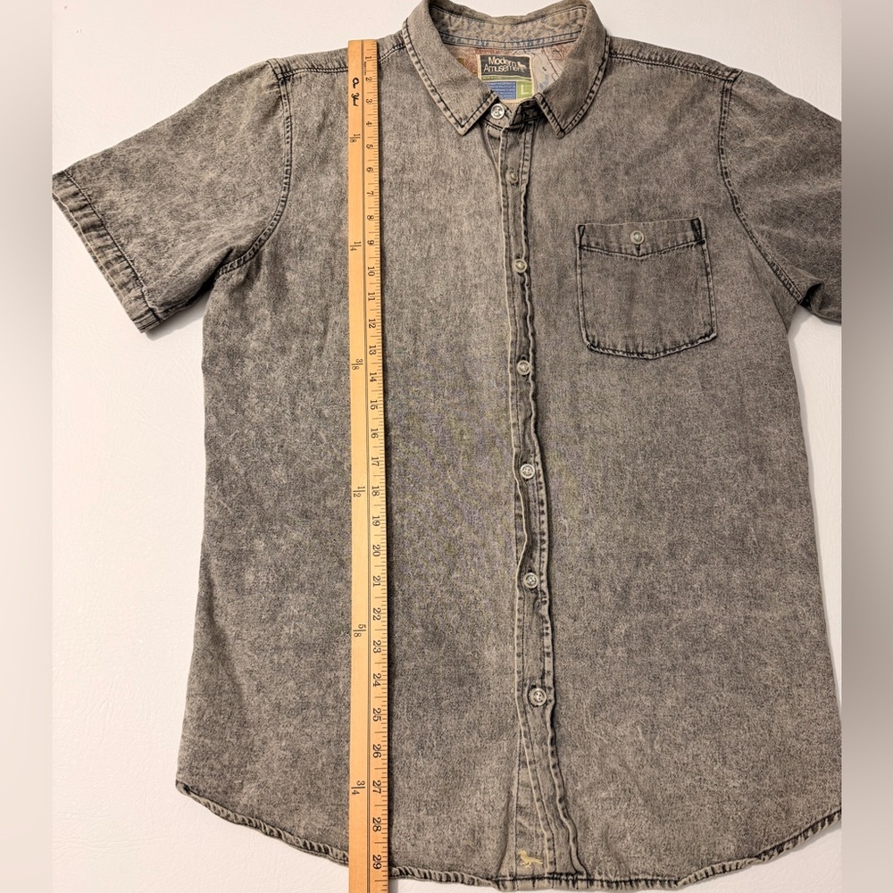 Modern Amusement‎ Gray Casual Button Down Shirt - Picture 9 of 10